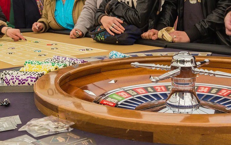 Portsmouth Casino Celebrates First Anniversary with Record Revenue