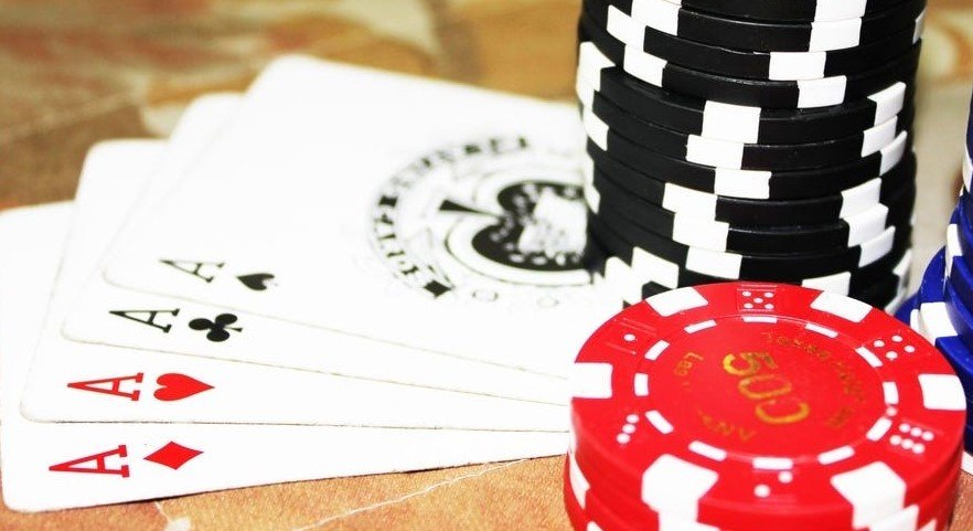 Rush Street Interactive online poker