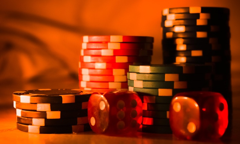 New Jersey iGaming Hits Near-Record Highs Amid Casino Slump 6 casino chips and dice