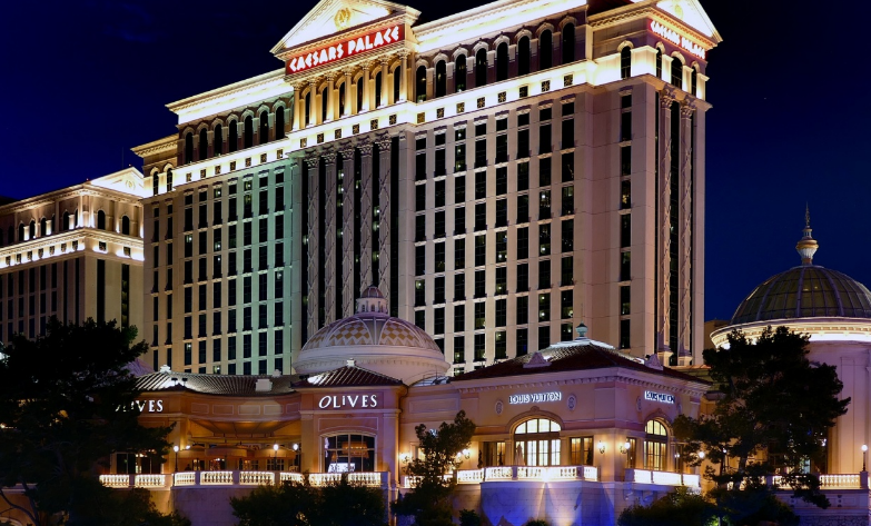 Boyd Gaming's Las Vegas Locals Power Q3 Earnings Surge 1 casino skyline